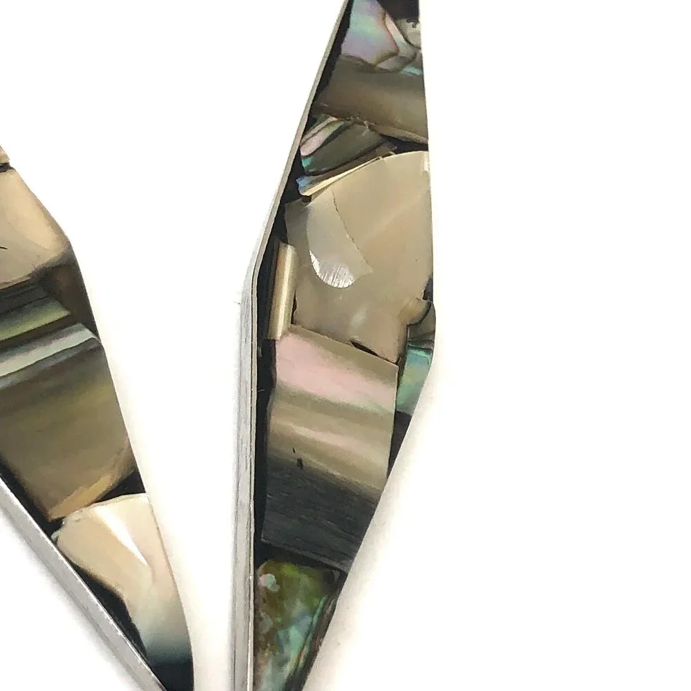 Handcrafted Abalone Diamond-shaped Dangle Earrings in Alpaca Silver. - Picture 4 of 5